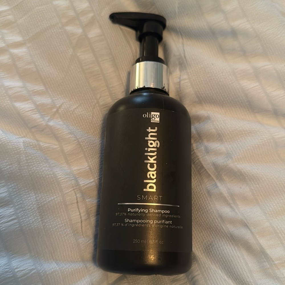 Oligo blacklight Smart Purifying Shampoo 8.5 oz